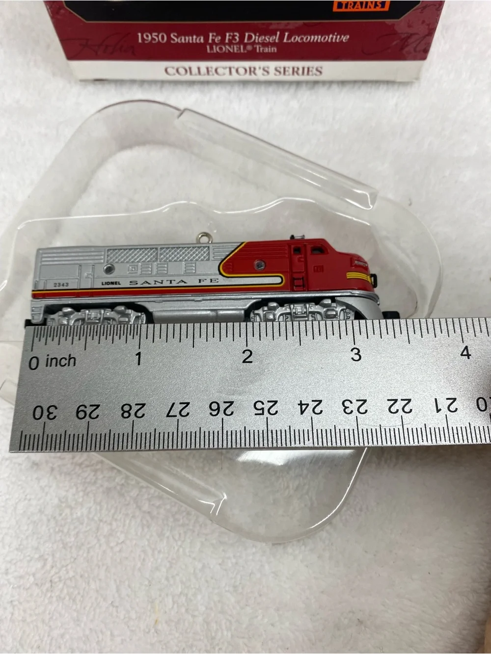 Hallmark Keepsake 1997 Lionel Train  1950 Santa Fe F3 Diesel Locomotive Ornament